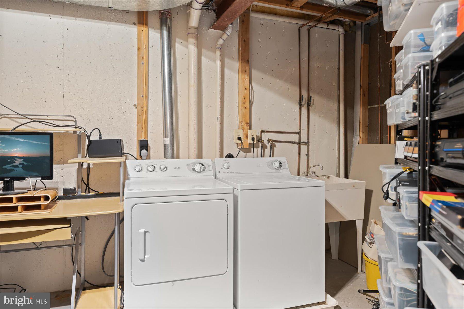 3422 Silver Maple Pl