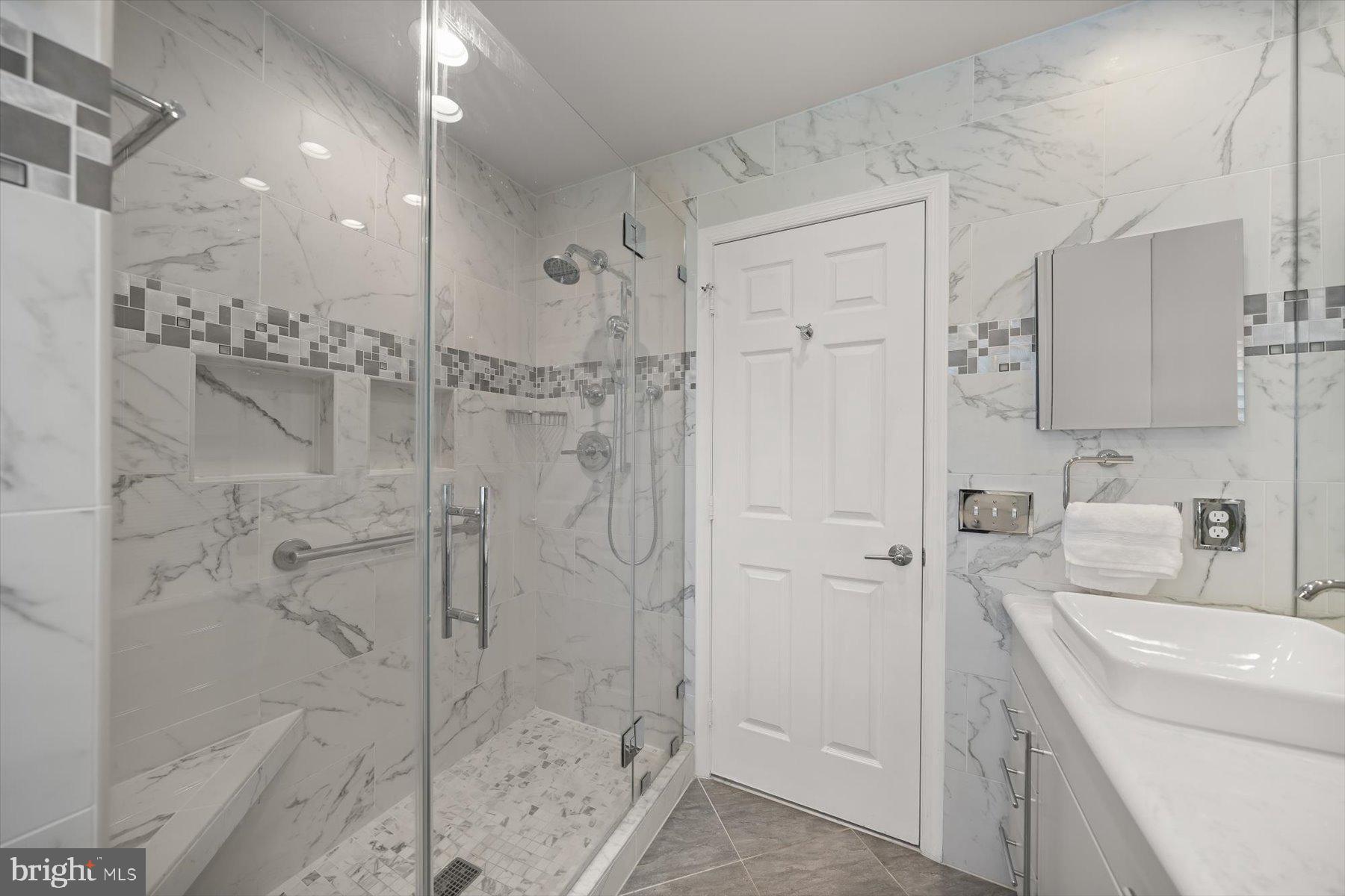 3422 Silver Maple Pl