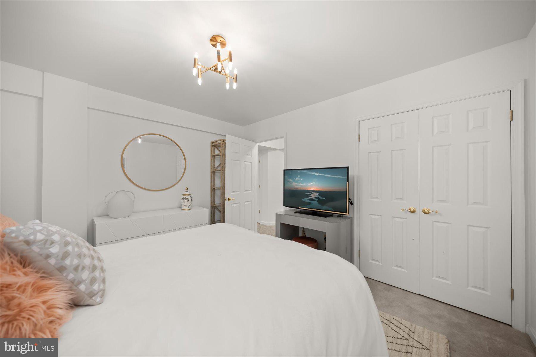 3422 Silver Maple Pl