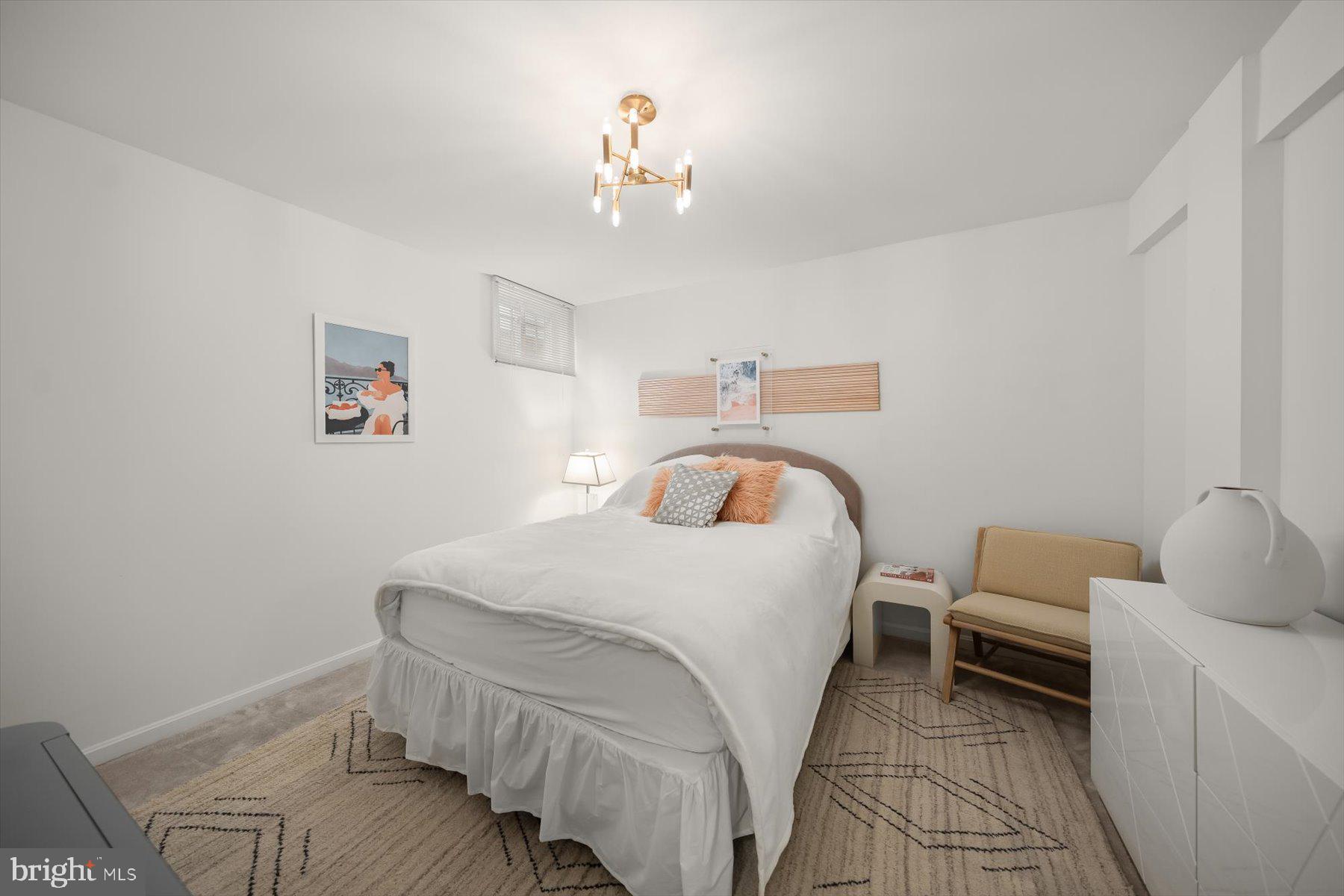 3422 Silver Maple Pl