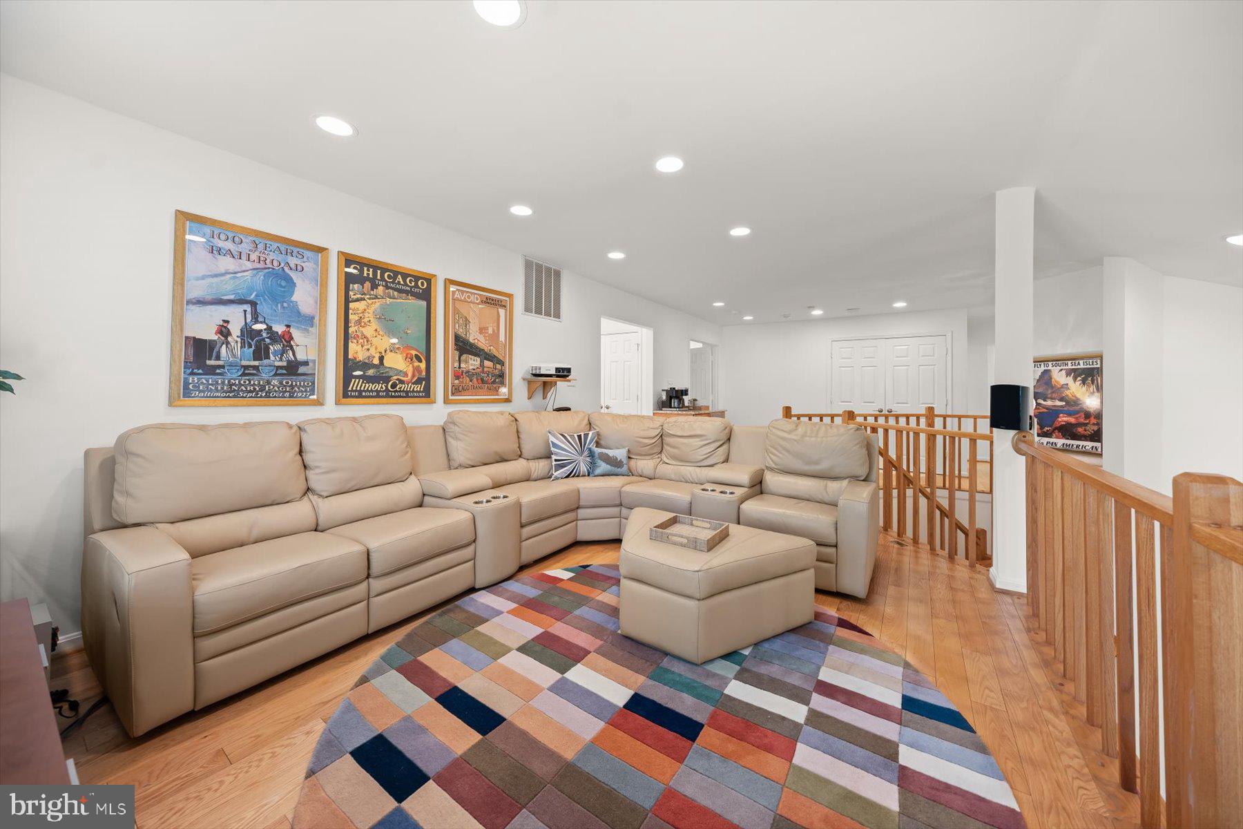 3422 Silver Maple Pl