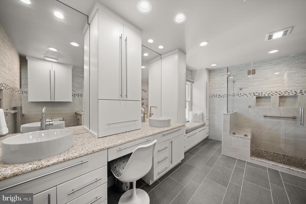 3422 Silver Maple Pl