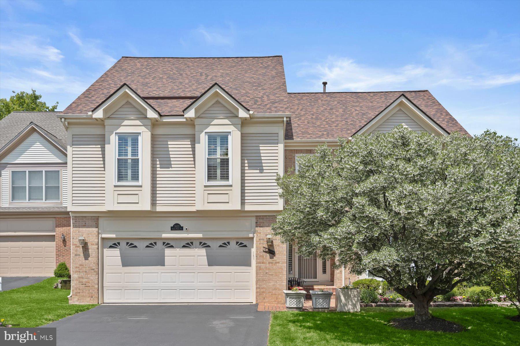 3422 Silver Maple Pl