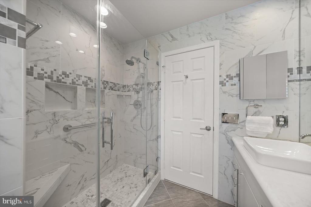 3422 Silver Maple Pl
