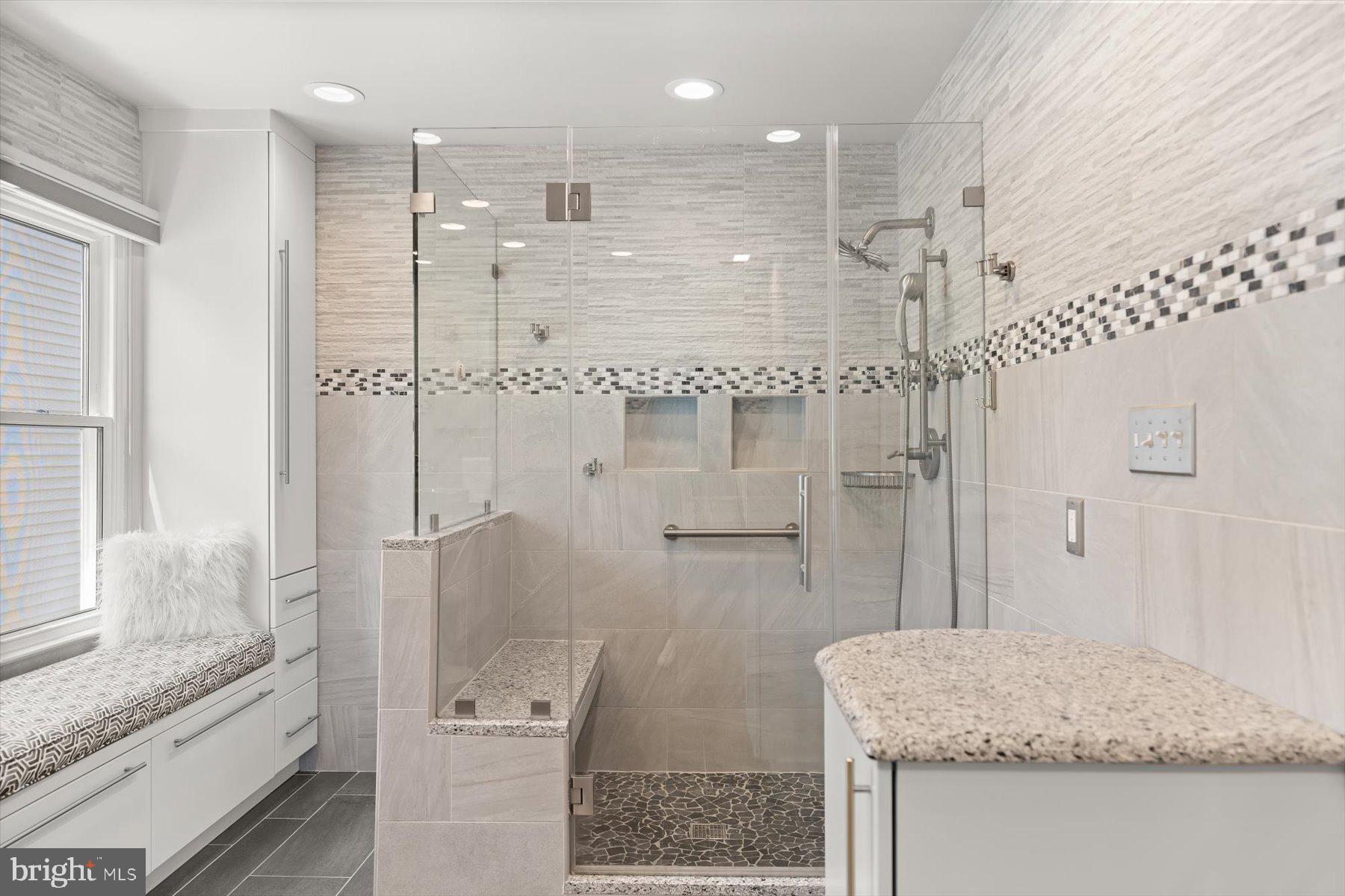 3422 Silver Maple Pl