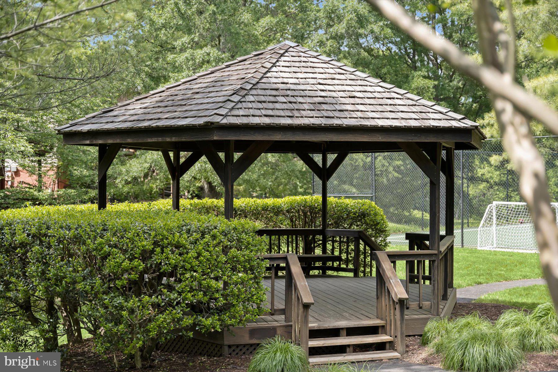 3422 Silver Maple Pl