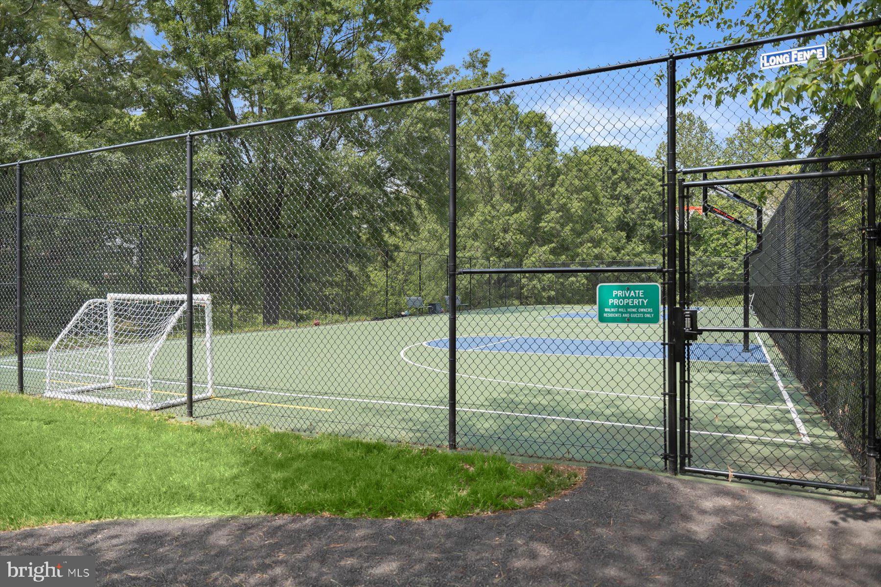 3422 Silver Maple Pl