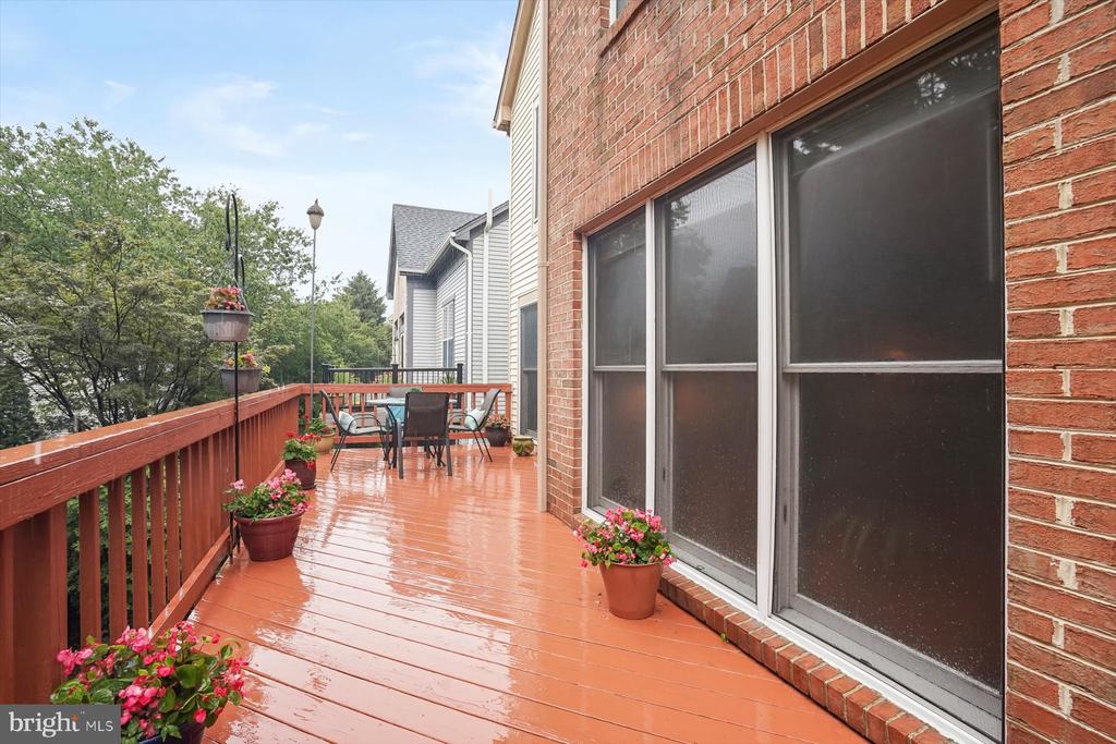 7510 Walnut Hill Ln