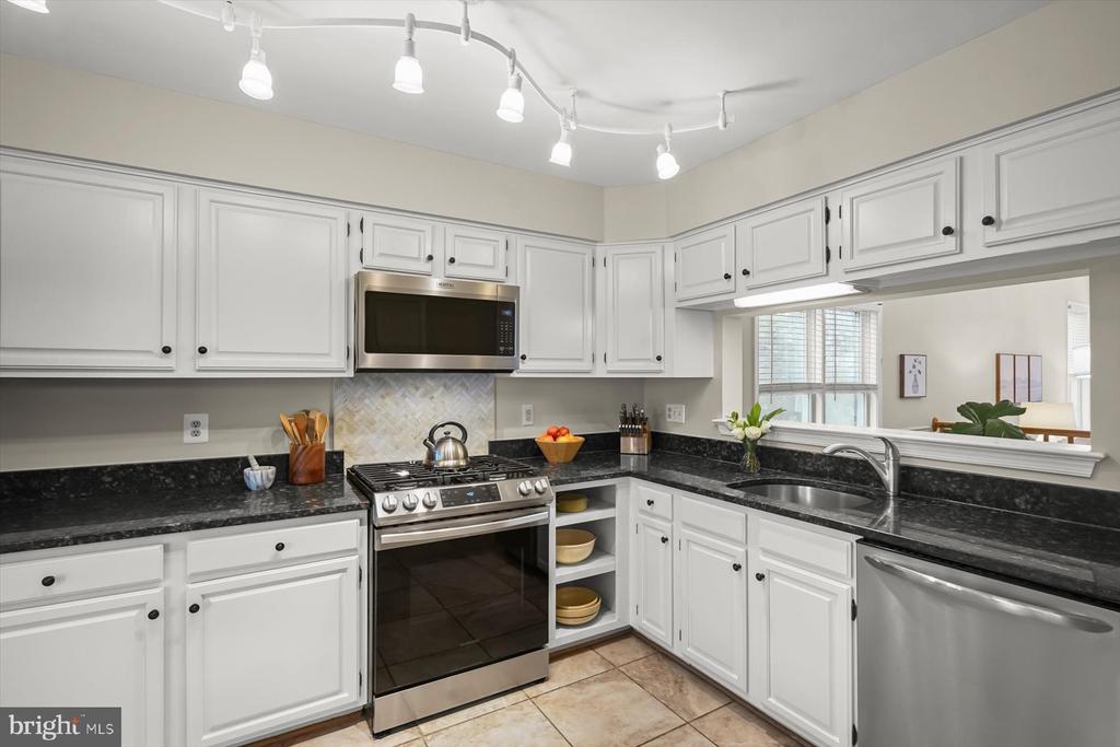 7510 Walnut Hill Ln