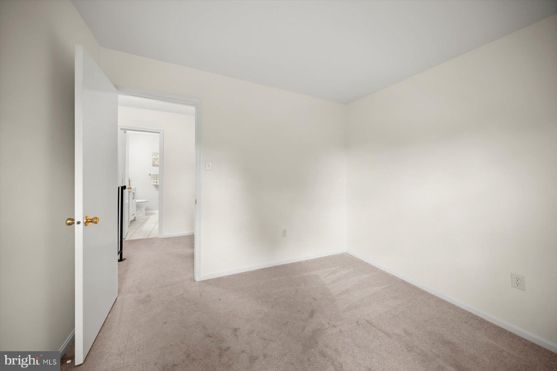 6819 Ben Franklin Rd