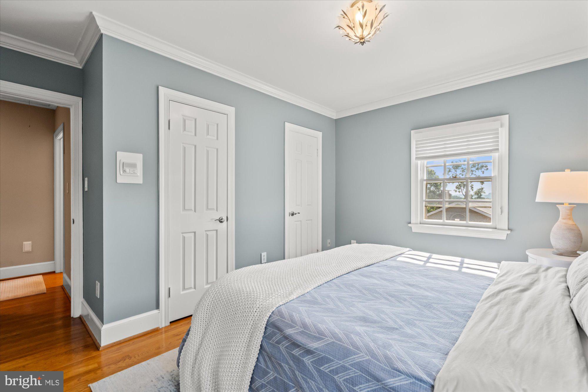 1904 BELLE HAVEN ROAD