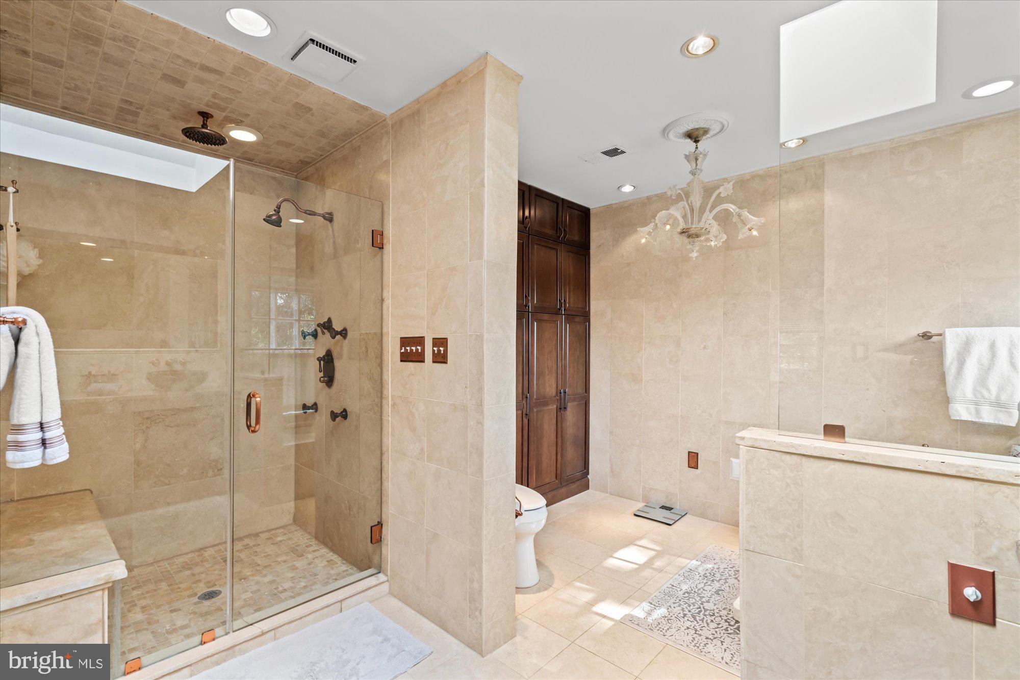 1904 BELLE HAVEN ROAD