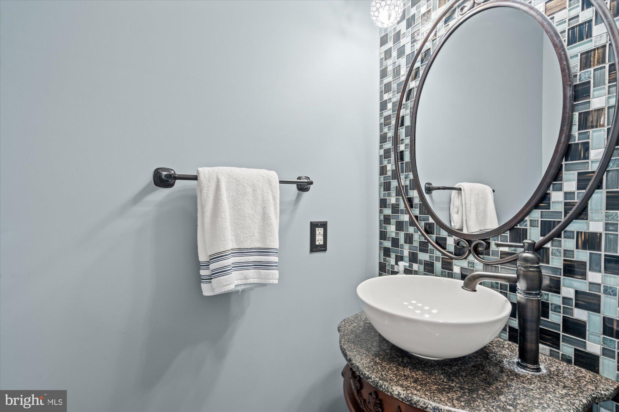 1904 BELLE HAVEN ROAD