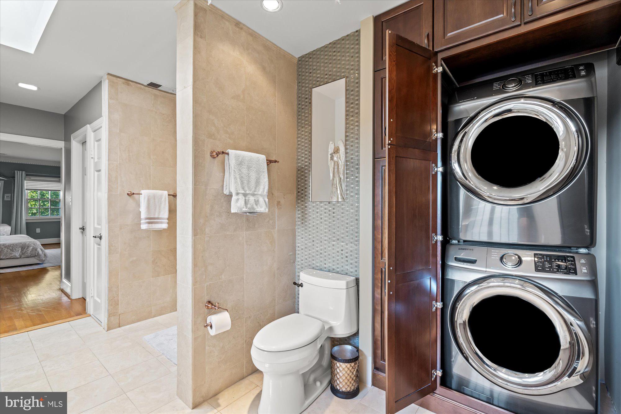 1904 BELLE HAVEN ROAD