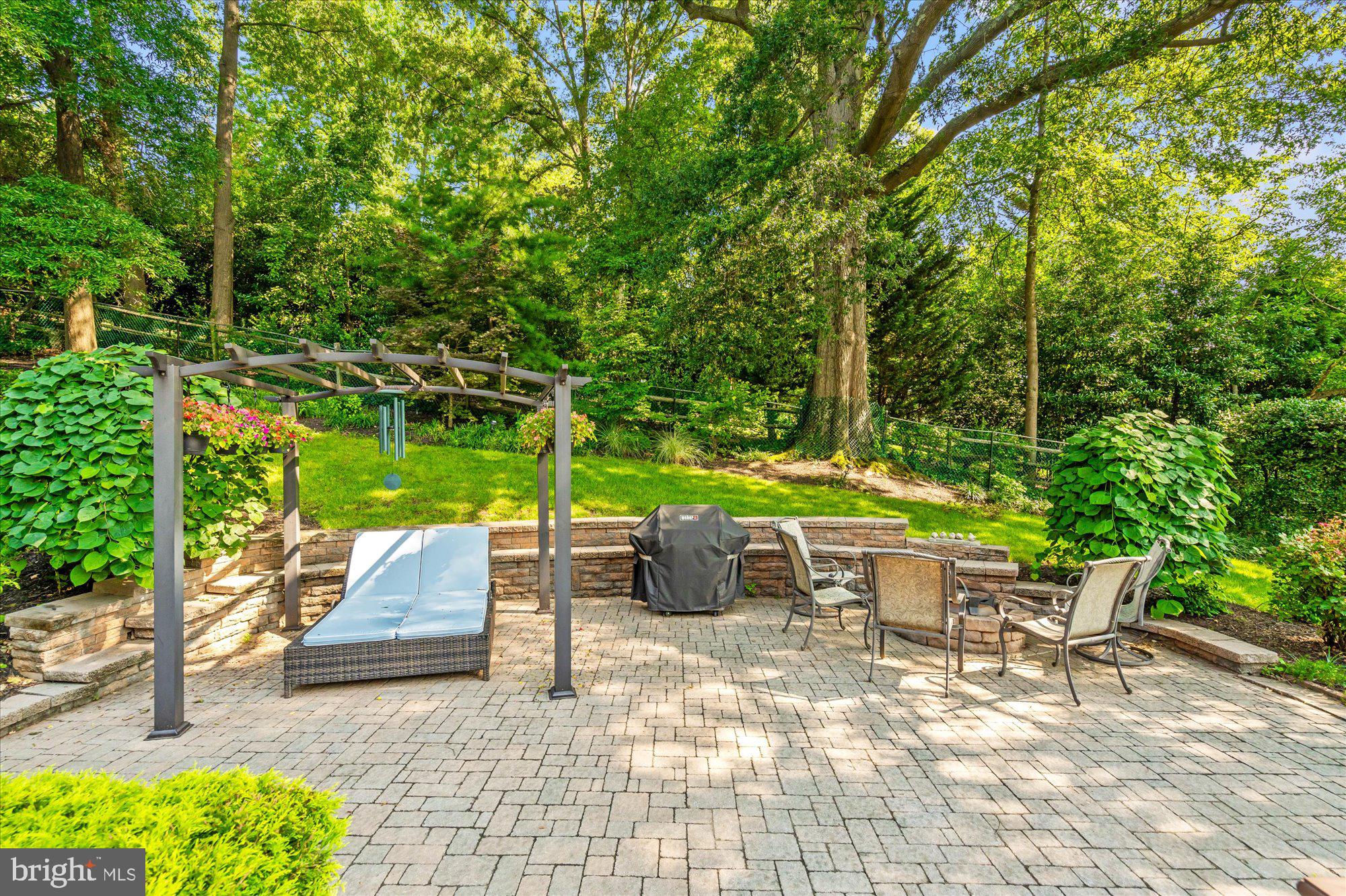 1904 BELLE HAVEN ROAD