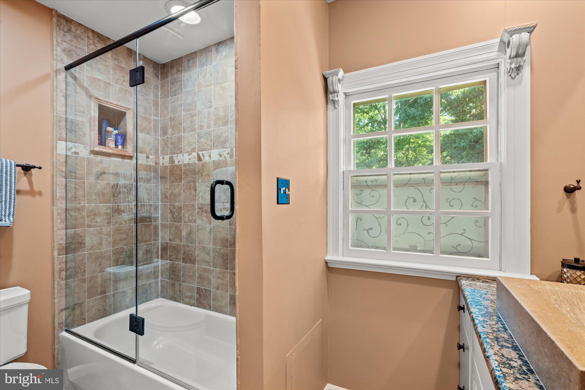 1904 BELLE HAVEN ROAD