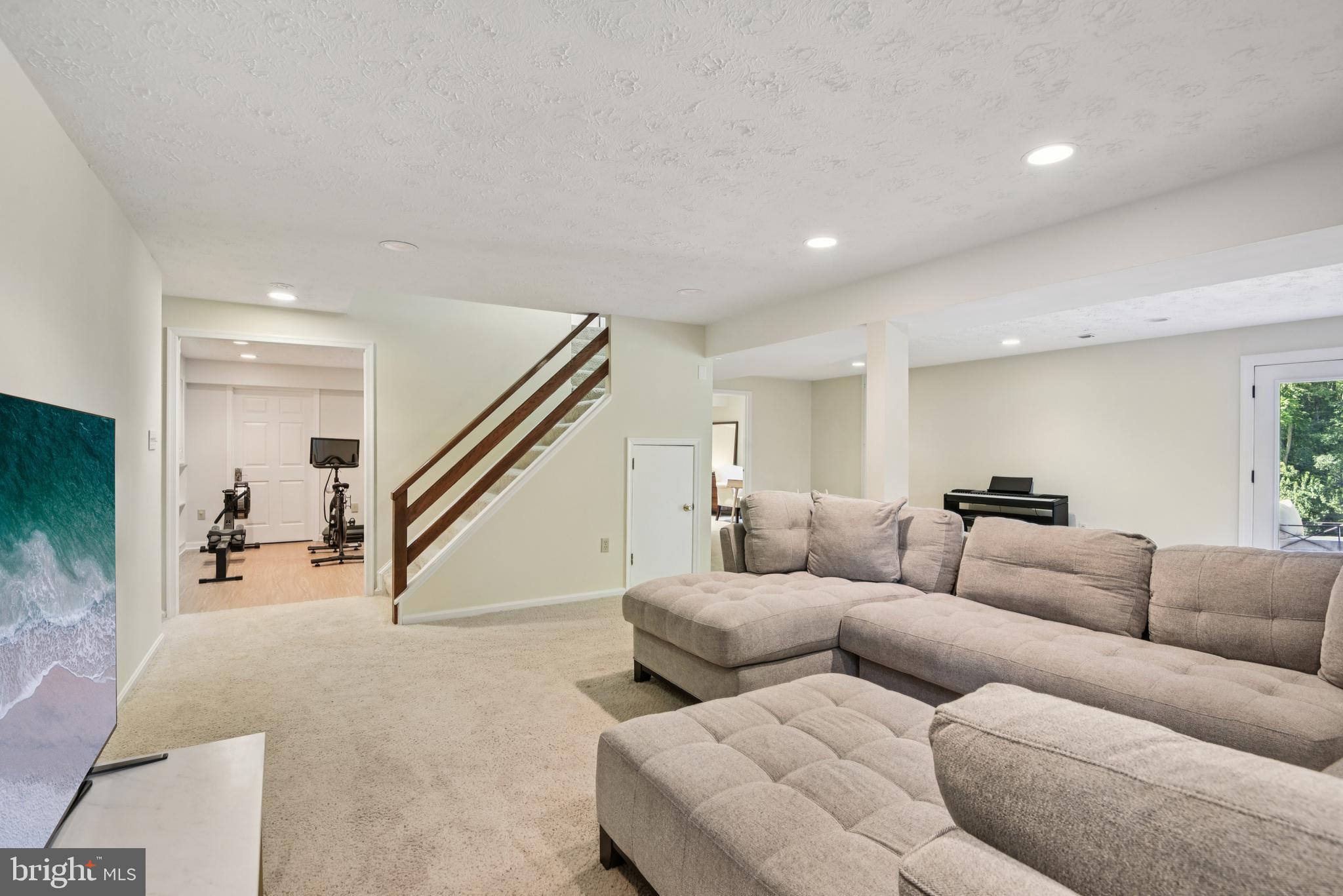 10182 HILLINGTON COURT