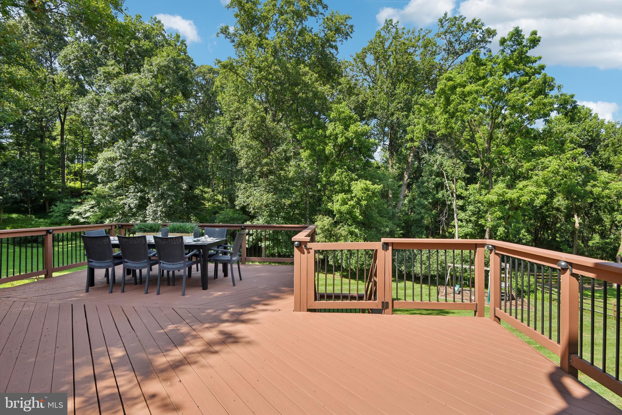 10182 HILLINGTON COURT