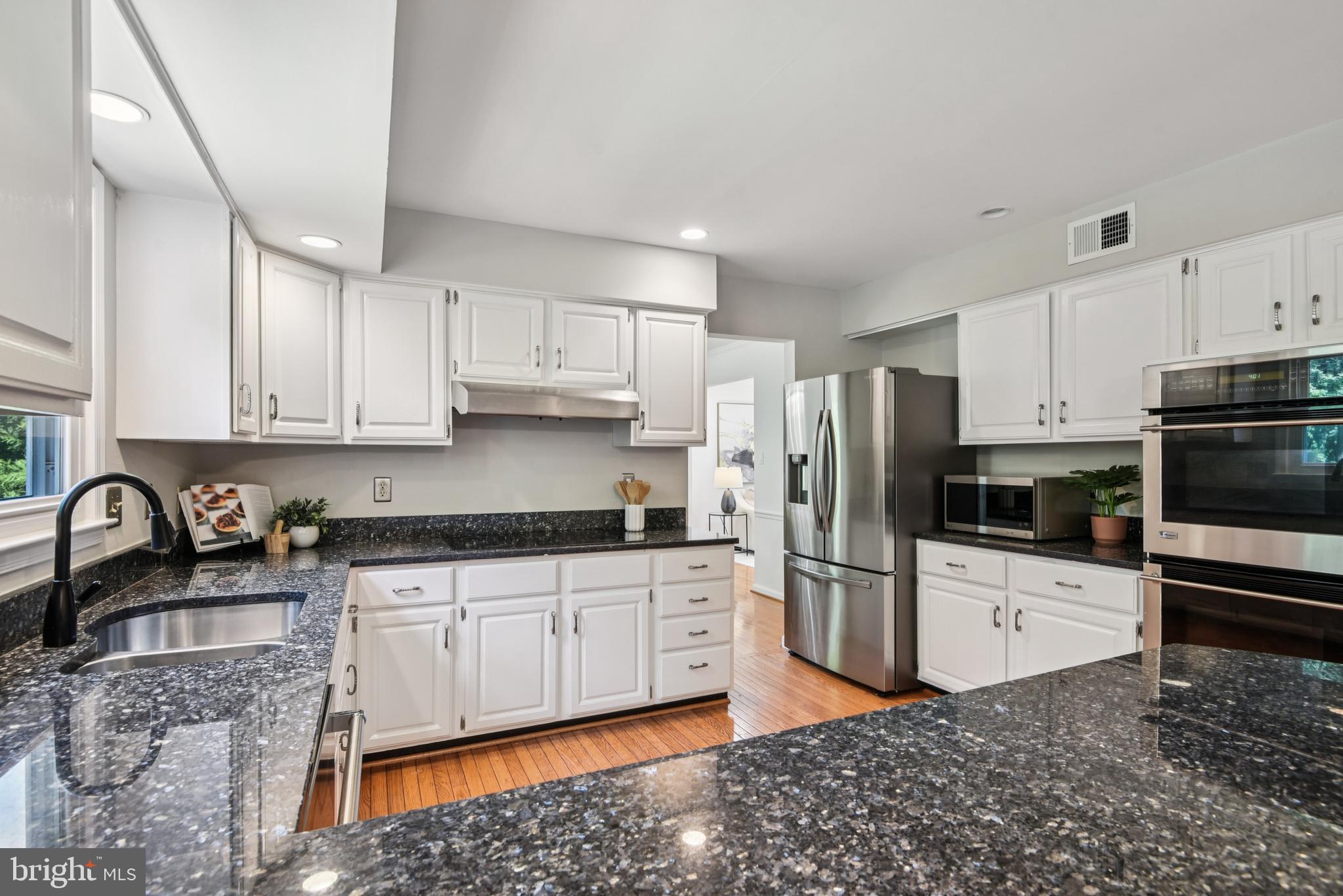 10182 HILLINGTON COURT