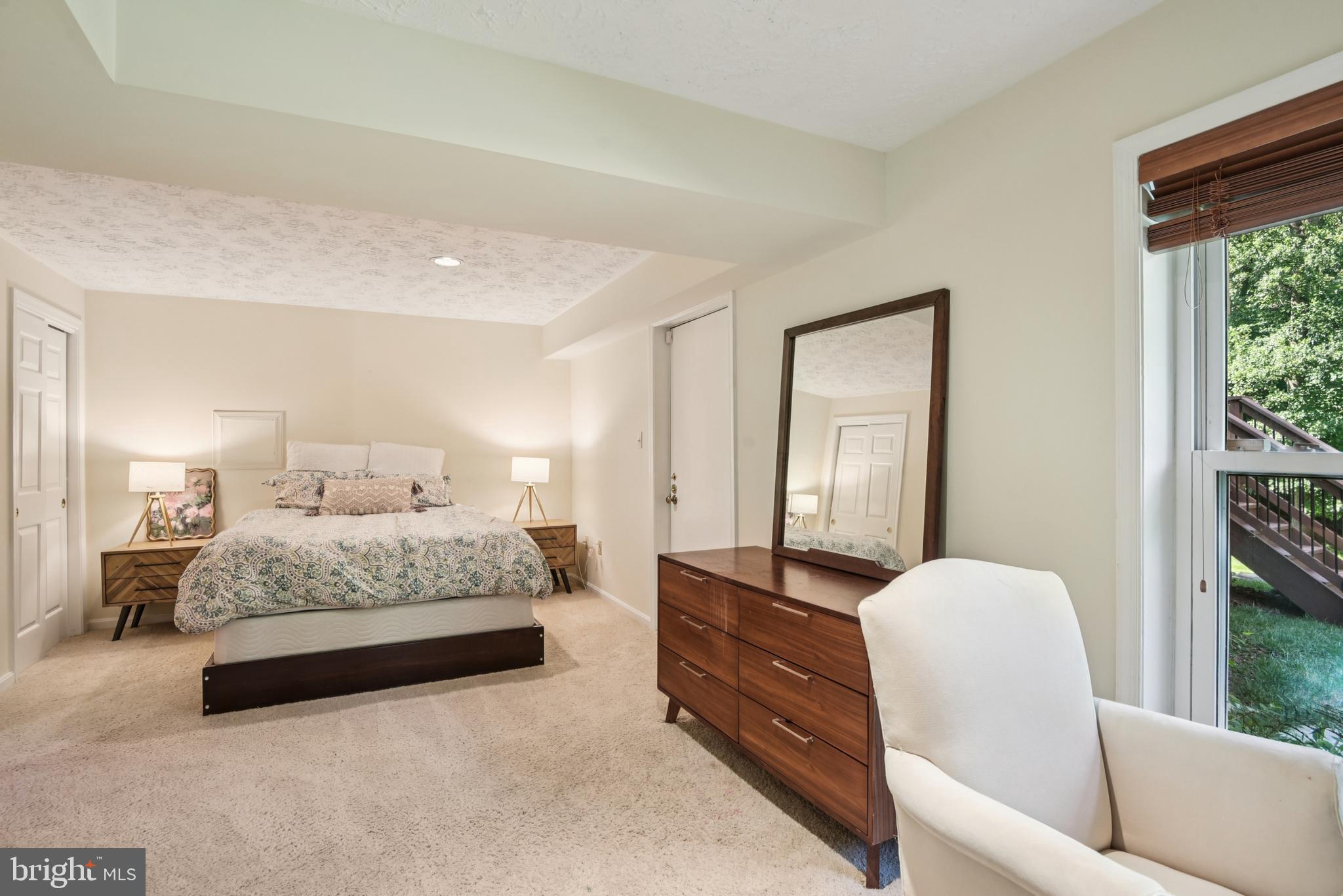 10182 HILLINGTON COURT