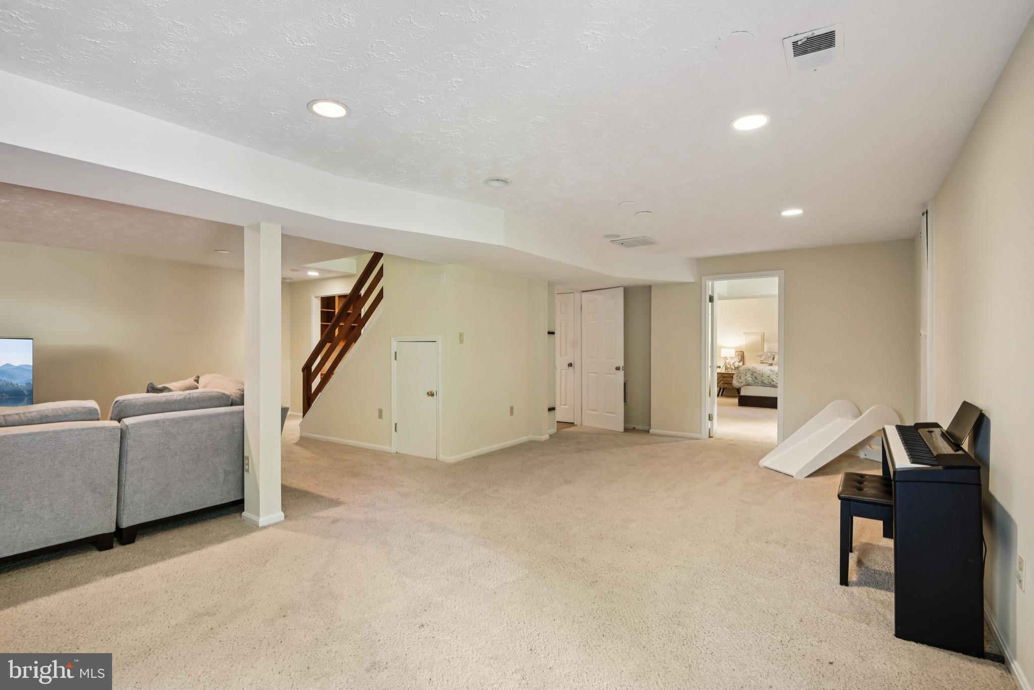 10182 HILLINGTON COURT