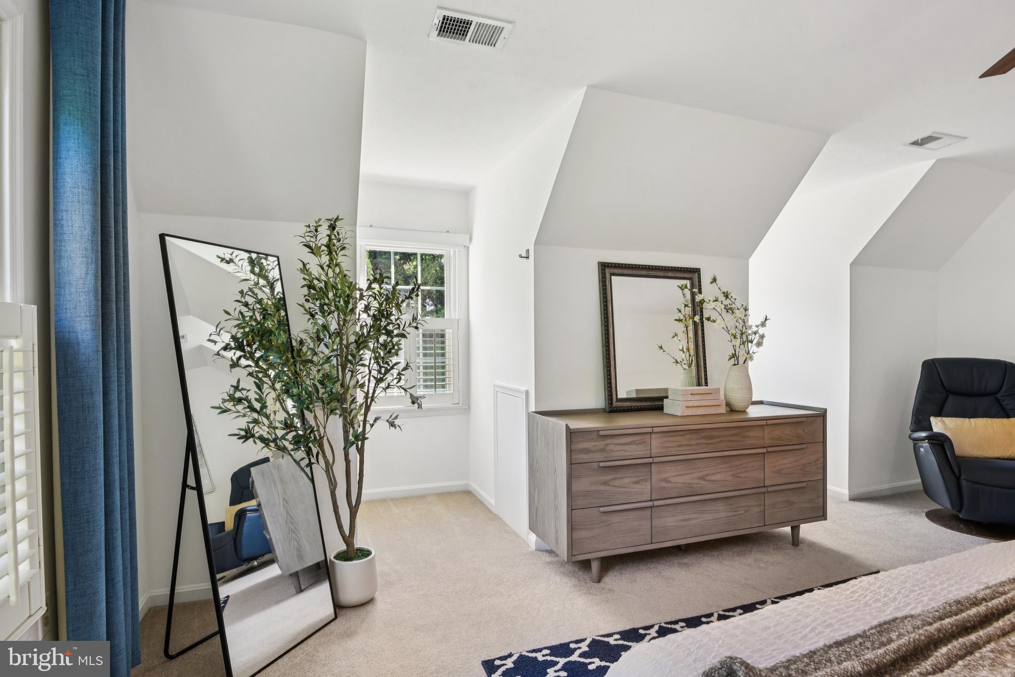 10182 HILLINGTON COURT