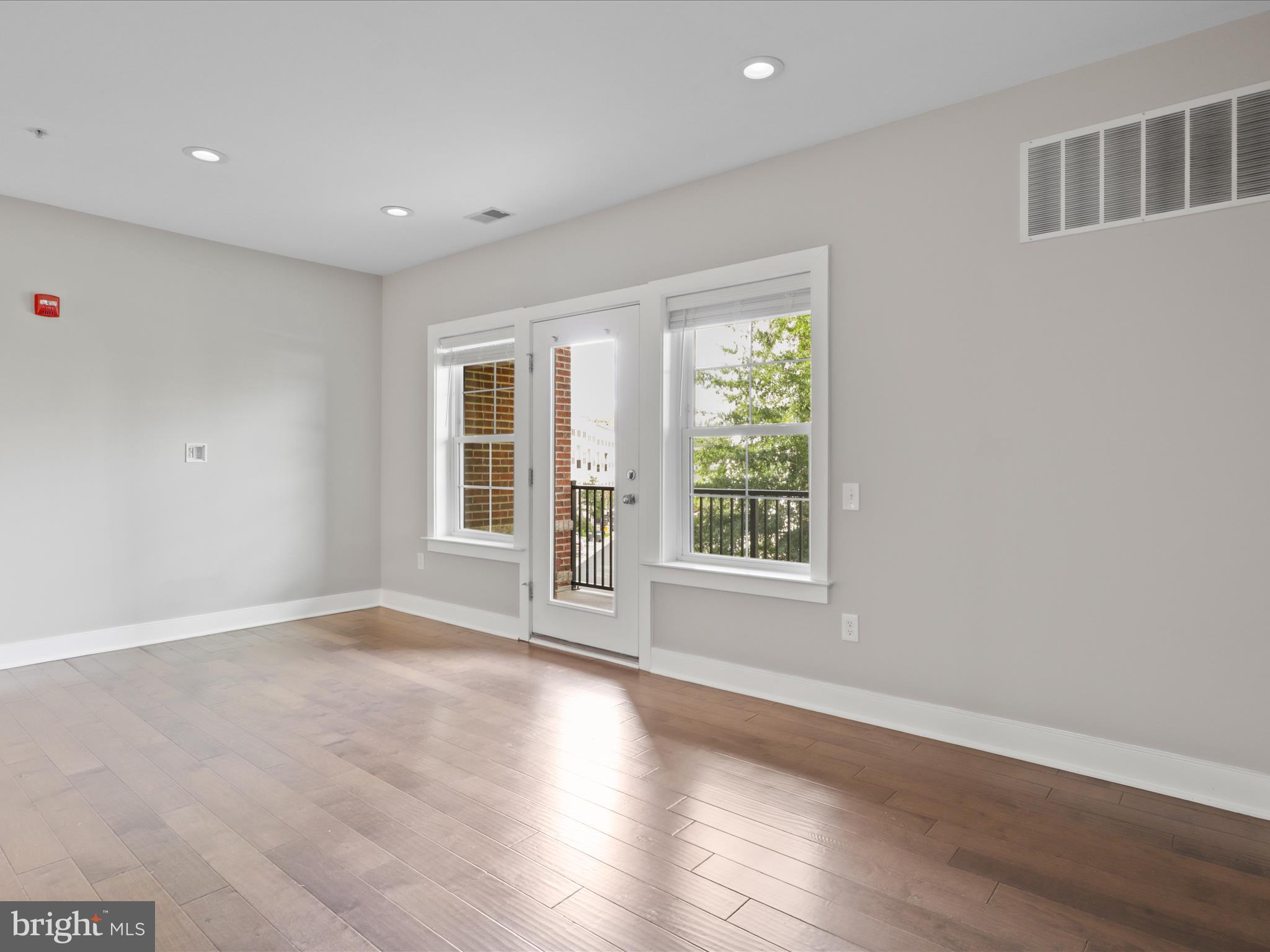 9521 BASTILLE STREET 207