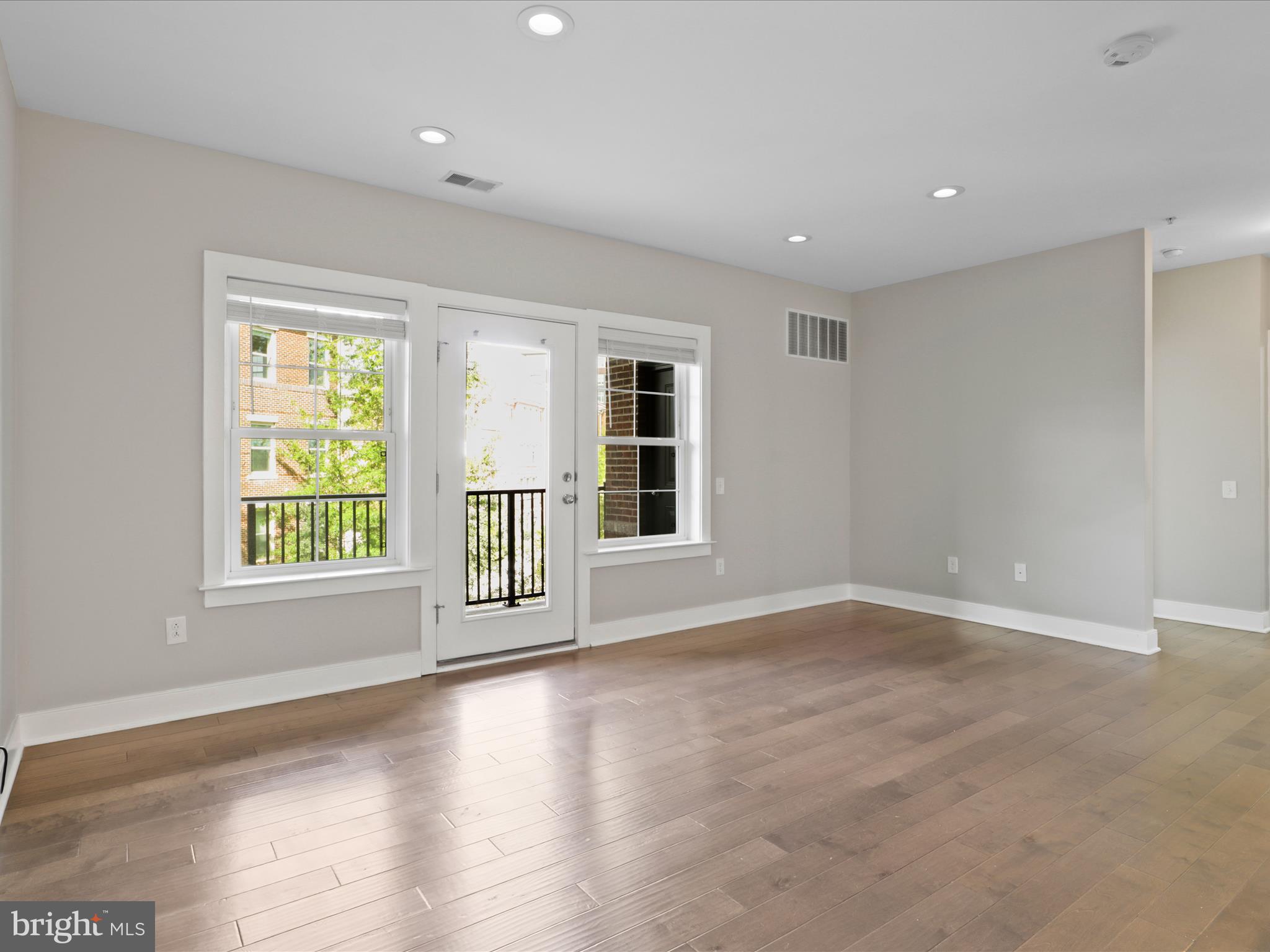 9521 BASTILLE STREET 207