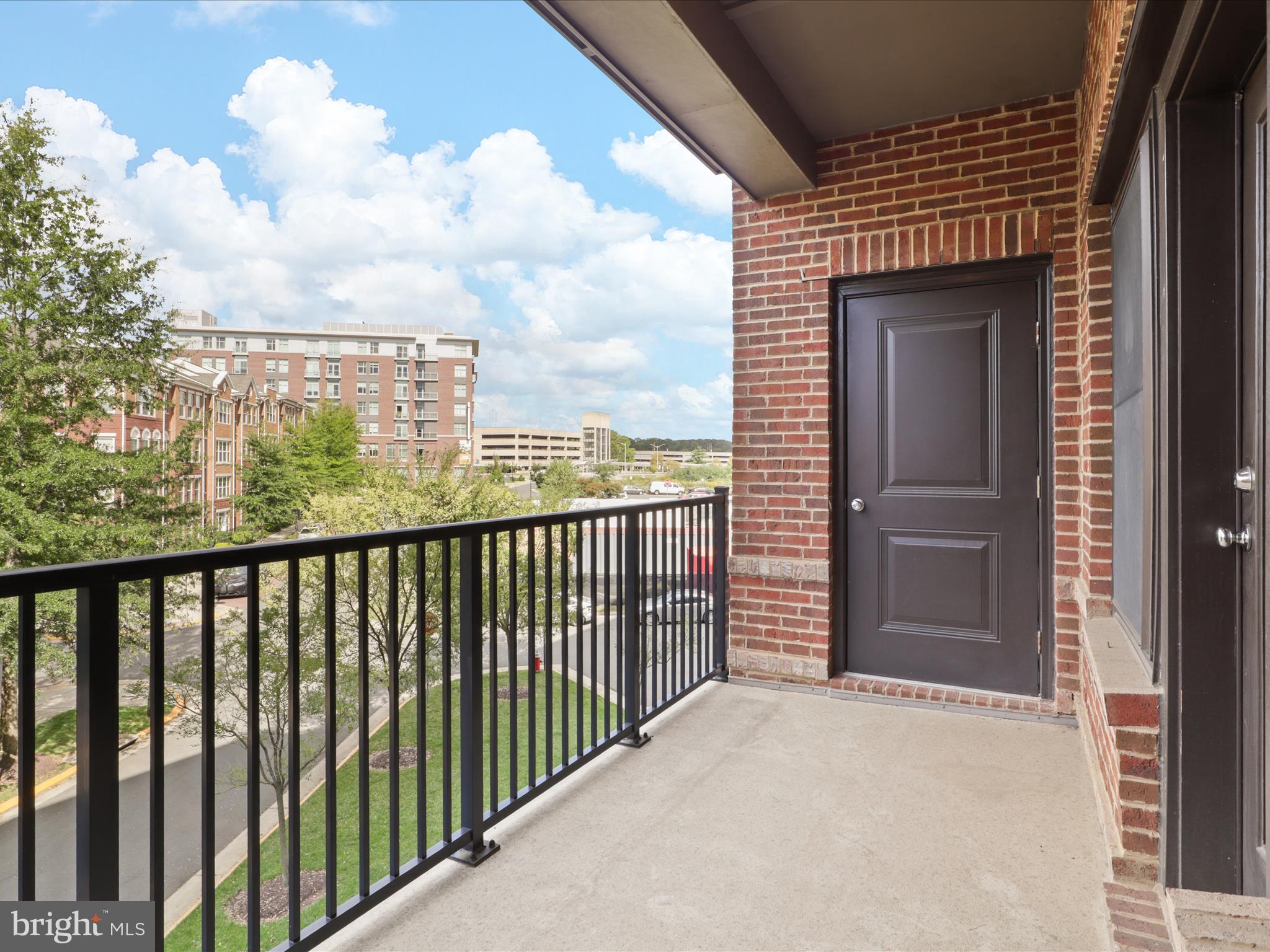 9521 BASTILLE STREET 207