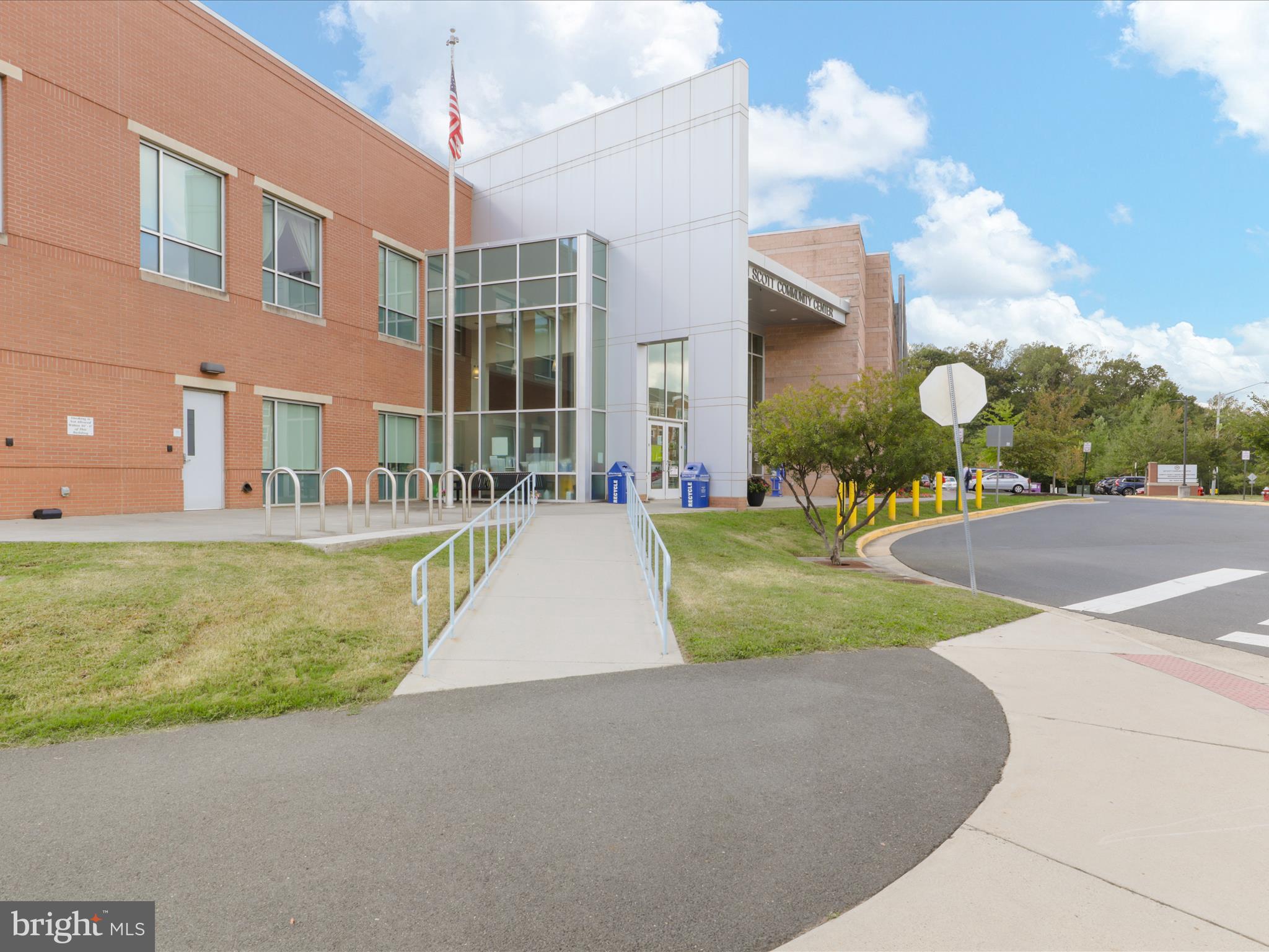 9521 BASTILLE STREET 207