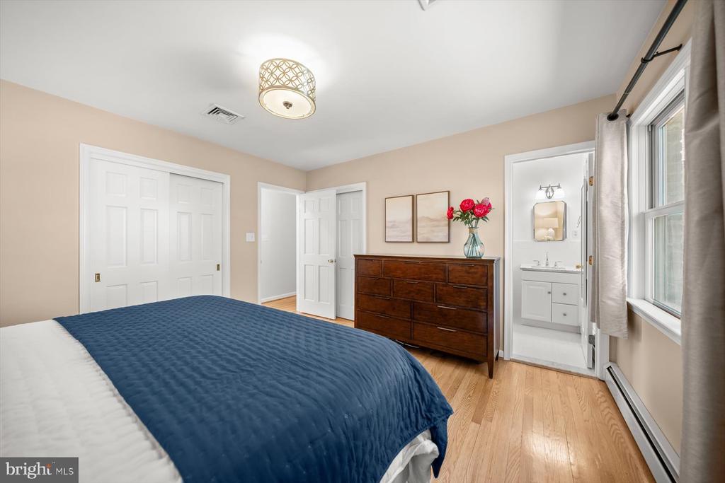 2807 MAPLE LANE