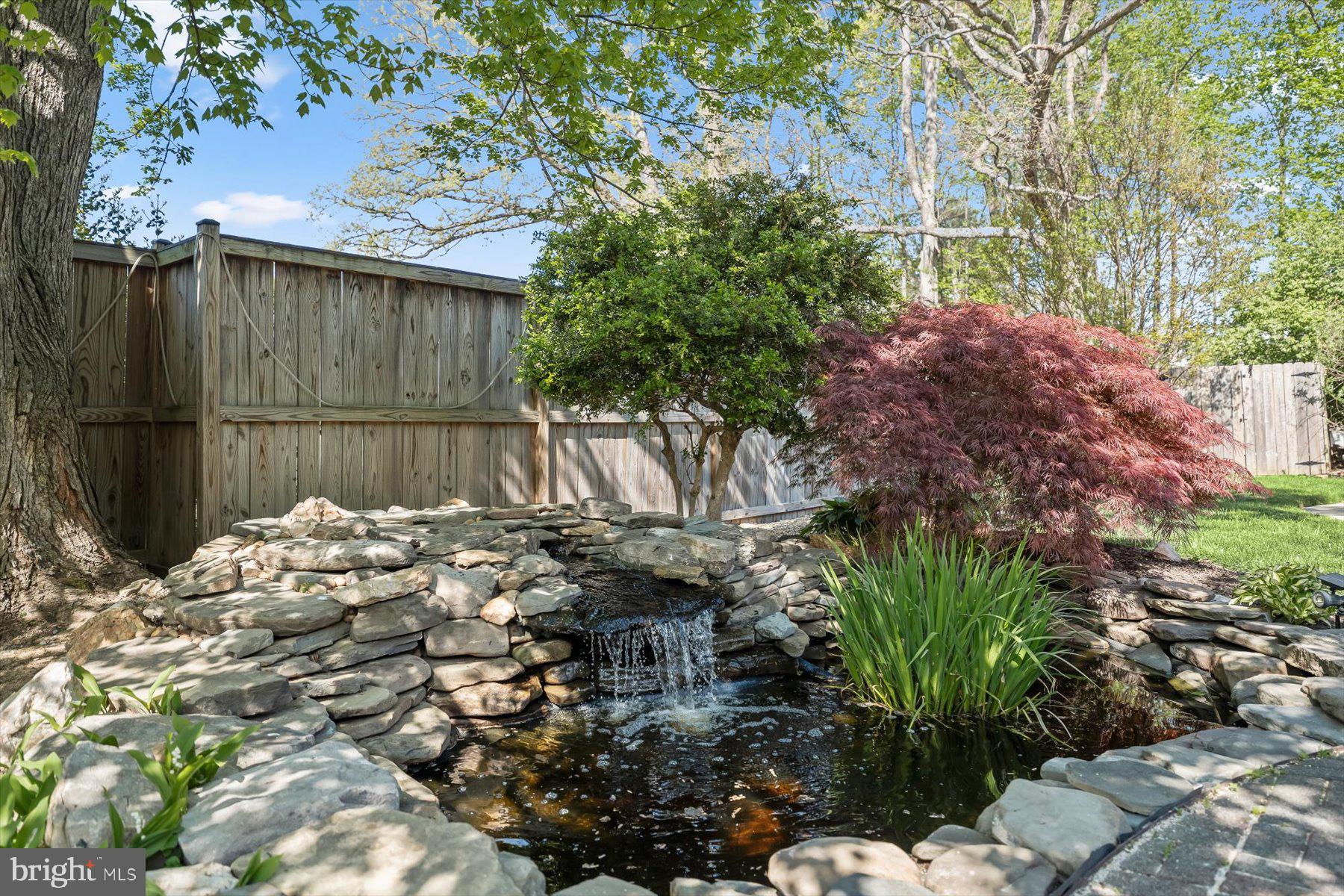 2807 MAPLE LANE