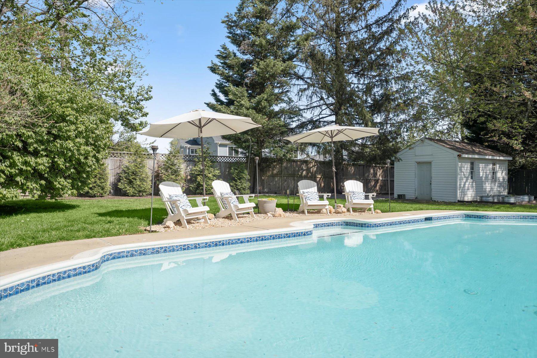 2807 MAPLE LANE