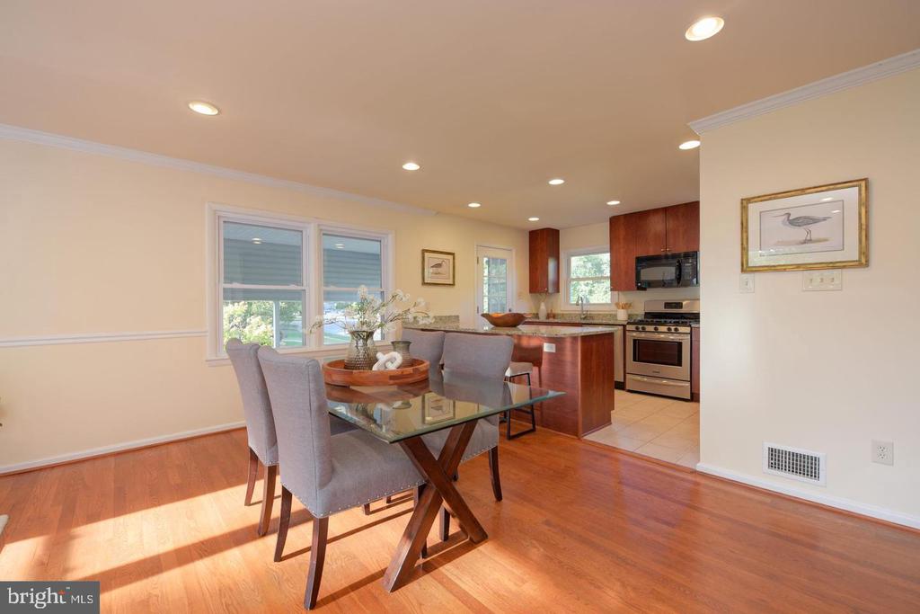 8506 WAGON WHEEL RD