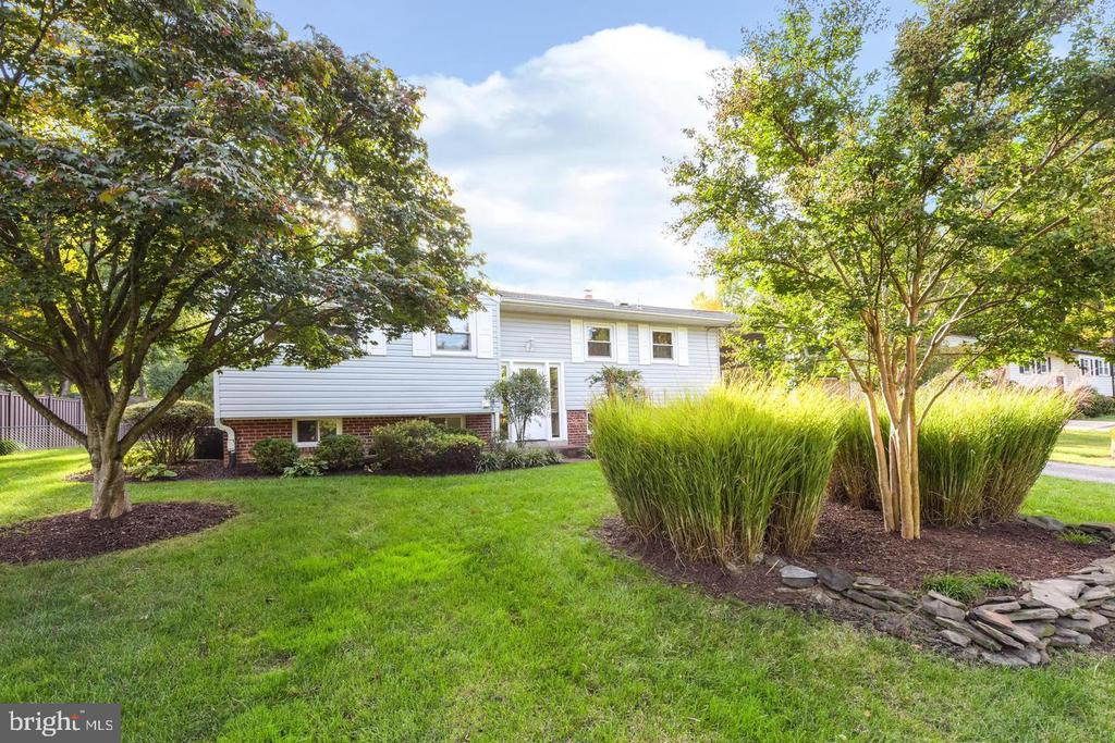 8506 WAGON WHEEL RD