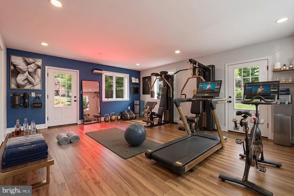 2850 ROSEMARY LANE