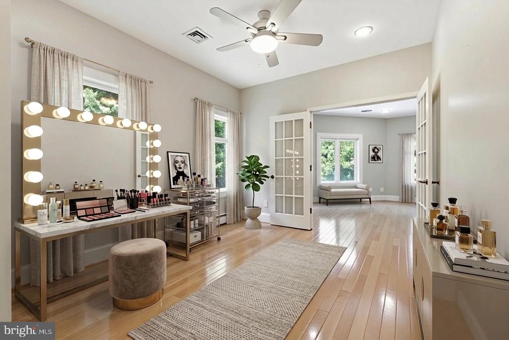 2850 ROSEMARY LANE