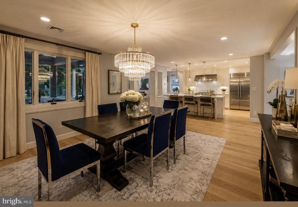 2850 ROSEMARY LANE