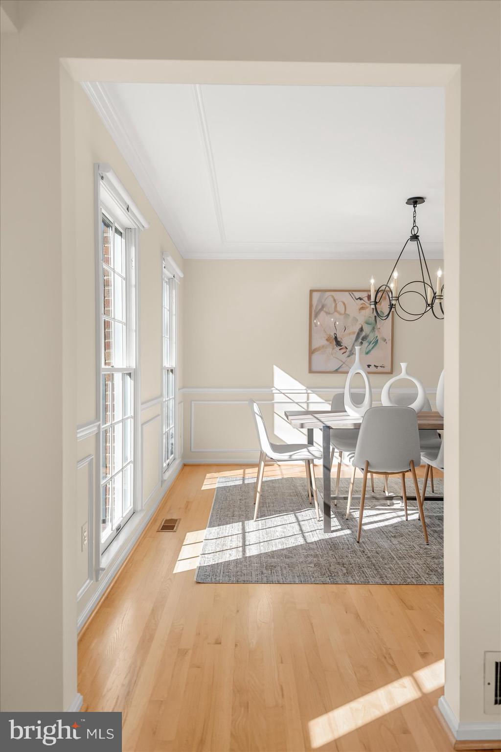 714 DONALDSON LANE SW