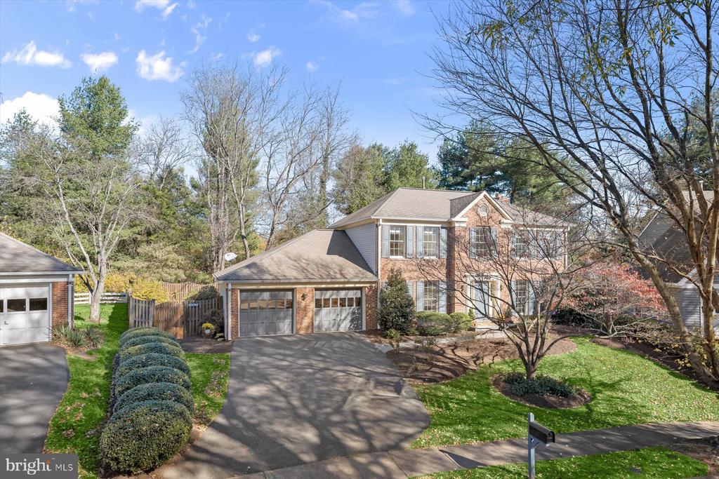 714 DONALDSON LANE SW