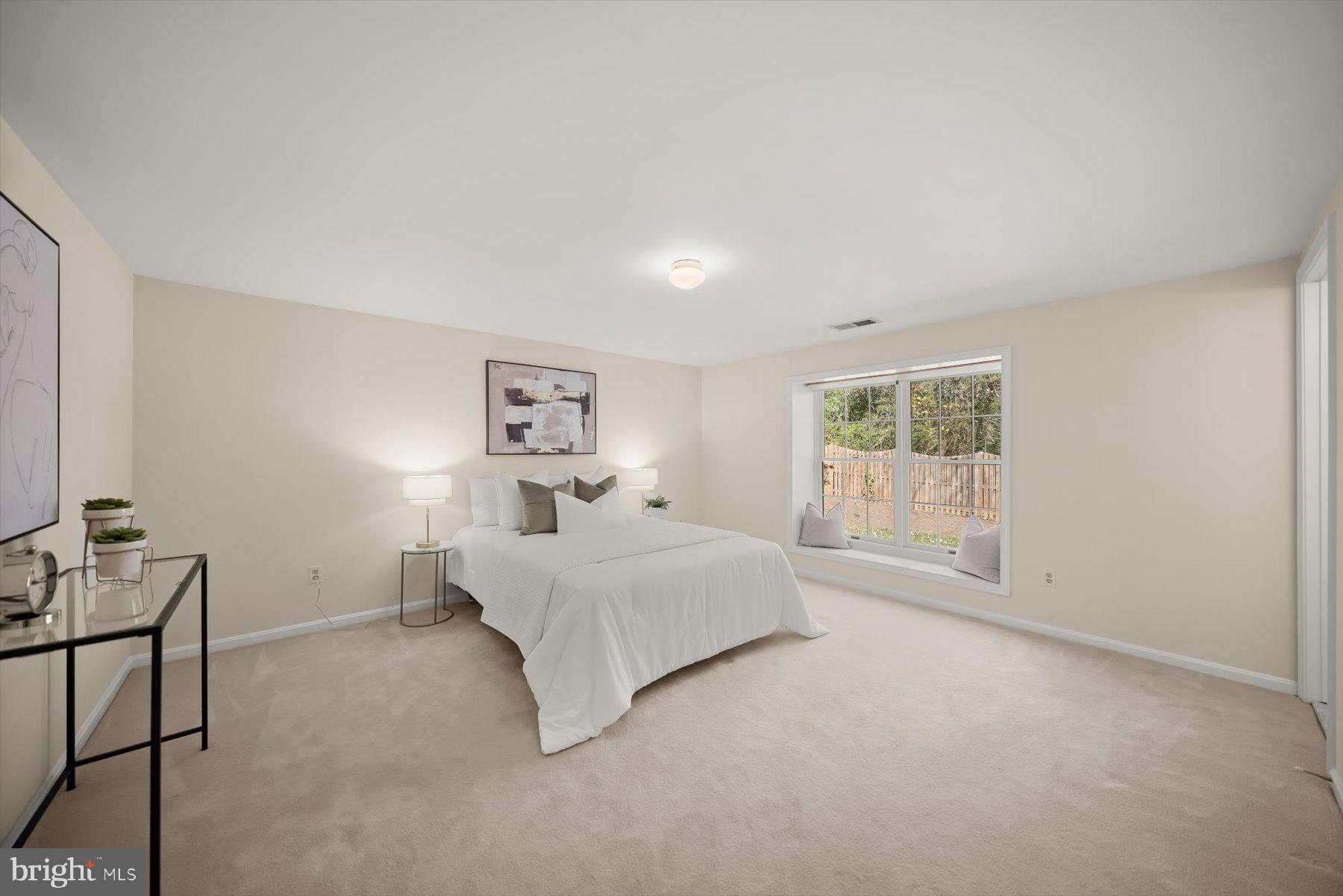 714 DONALDSON LANE SW