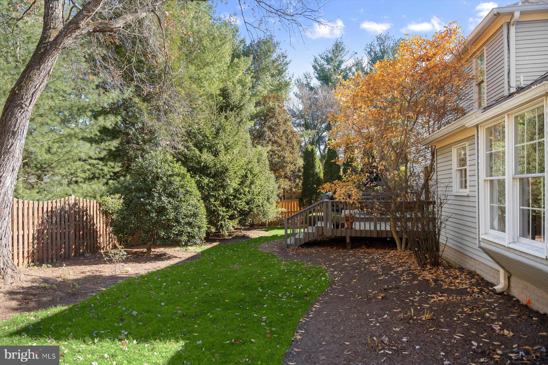 714 DONALDSON LANE SW