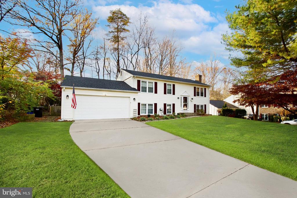 11960 Governors Ct