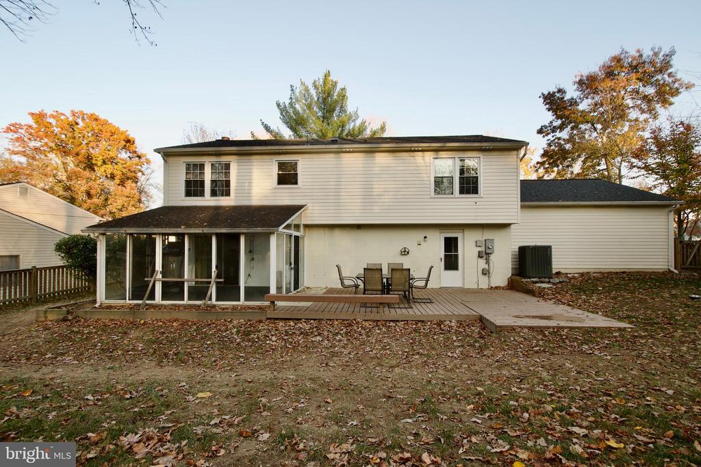 11960 Governors Ct