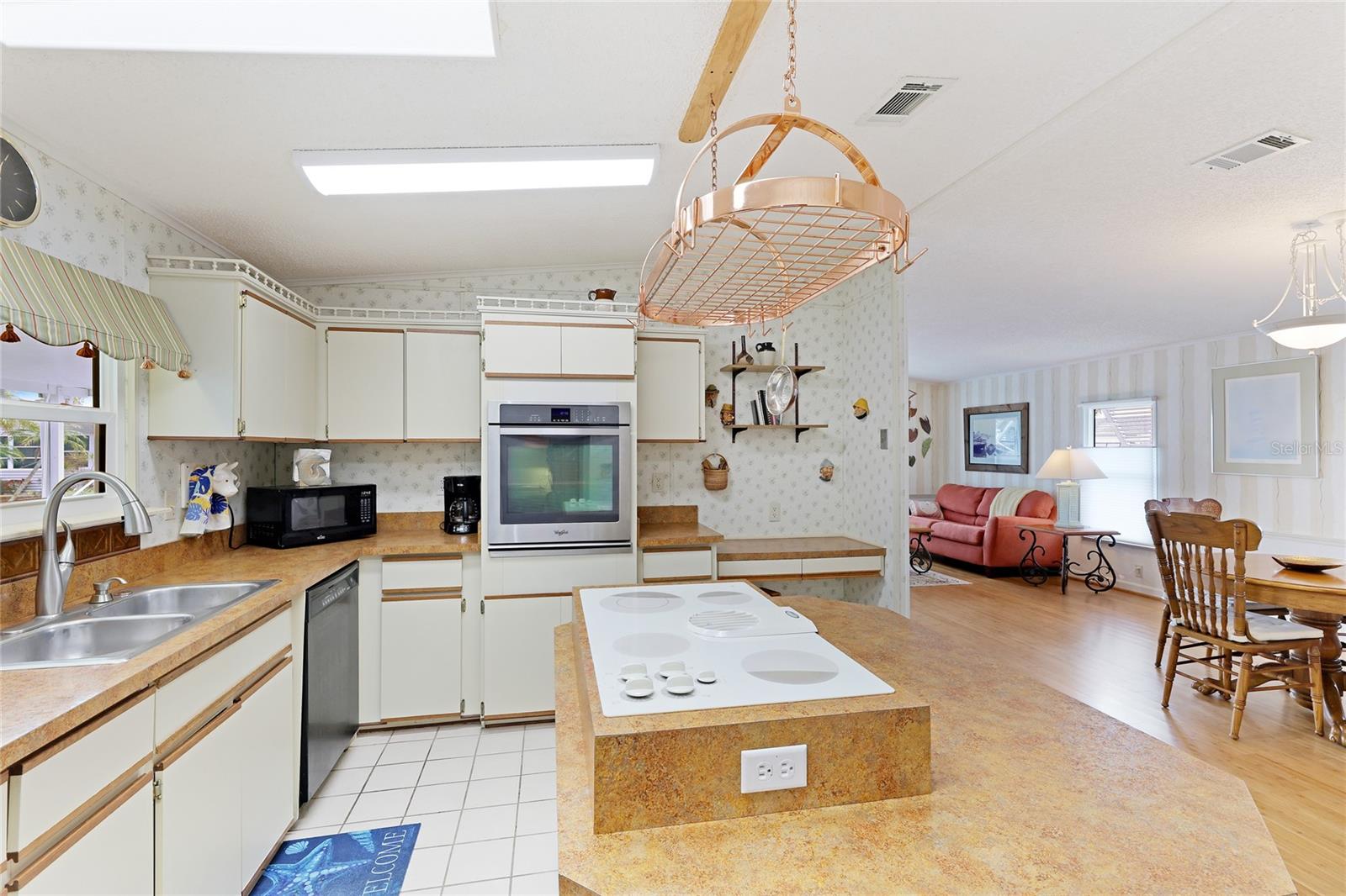 93 N EASTER ISLAND CIR