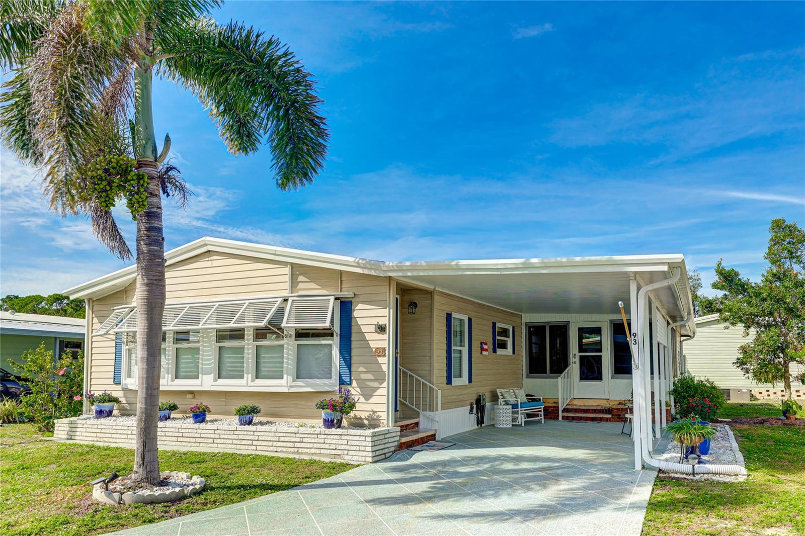 93 N EASTER ISLAND CIR
