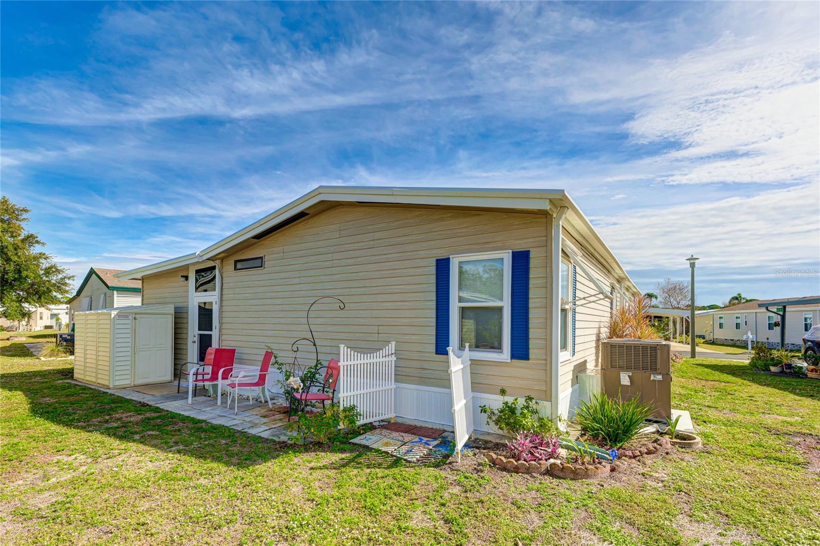 93 N EASTER ISLAND CIR