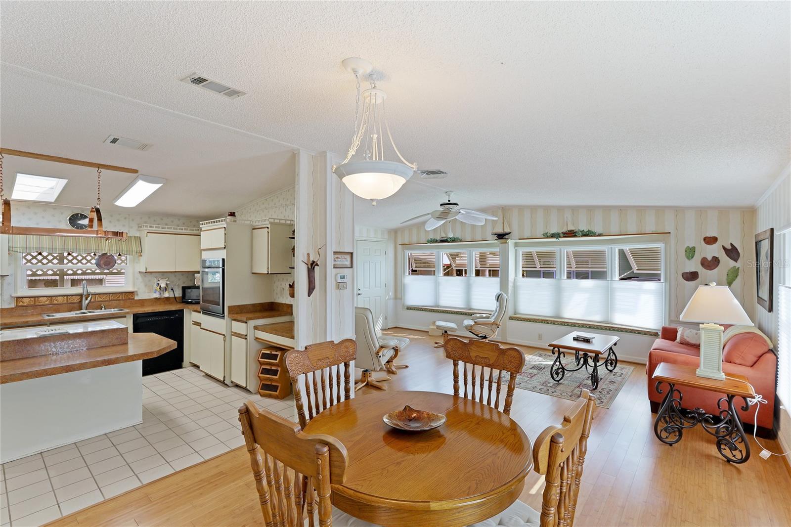 93 N EASTER ISLAND CIR