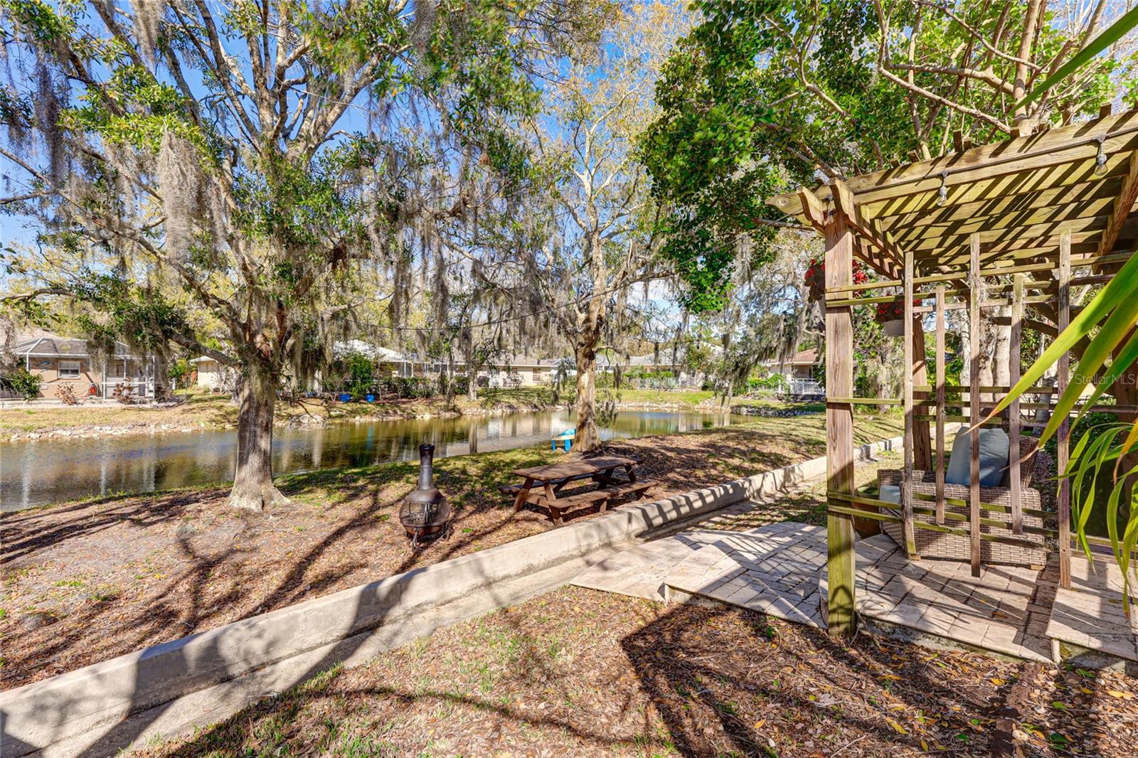 5624 AARON CT