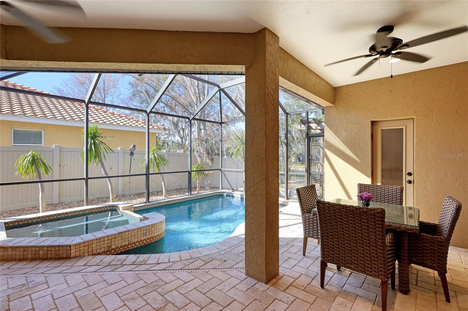 5624 AARON CT